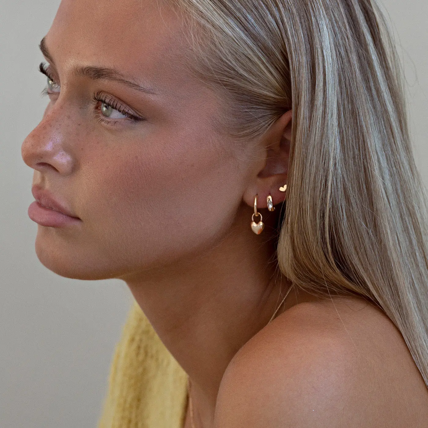 Petite Heart Stud øredobber - Image 6