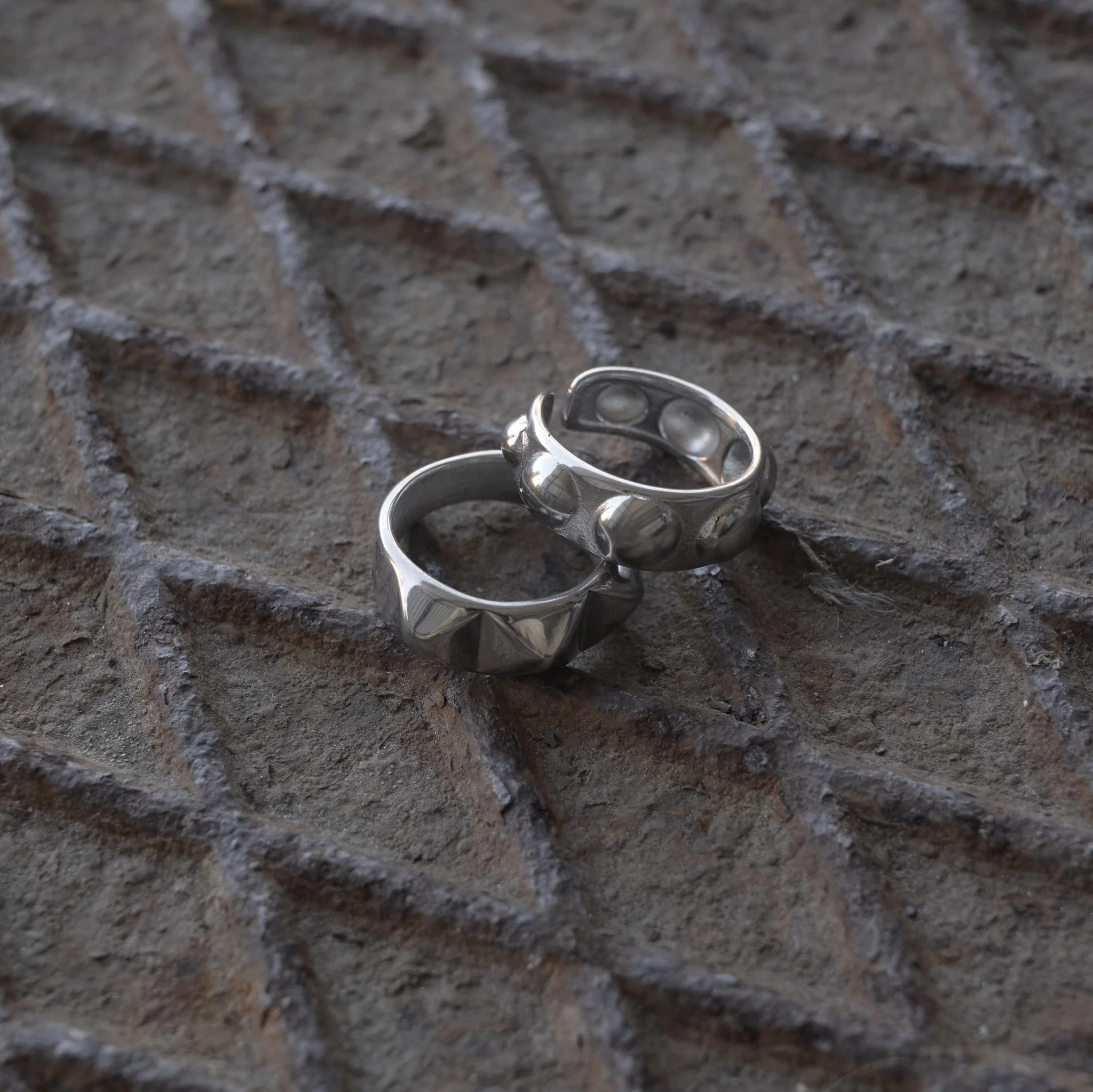 Reah - Boblestruktur Ring Rustfritt Stål - Image 5